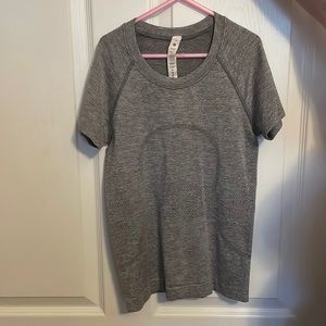 Lululemon swiftly tech tee